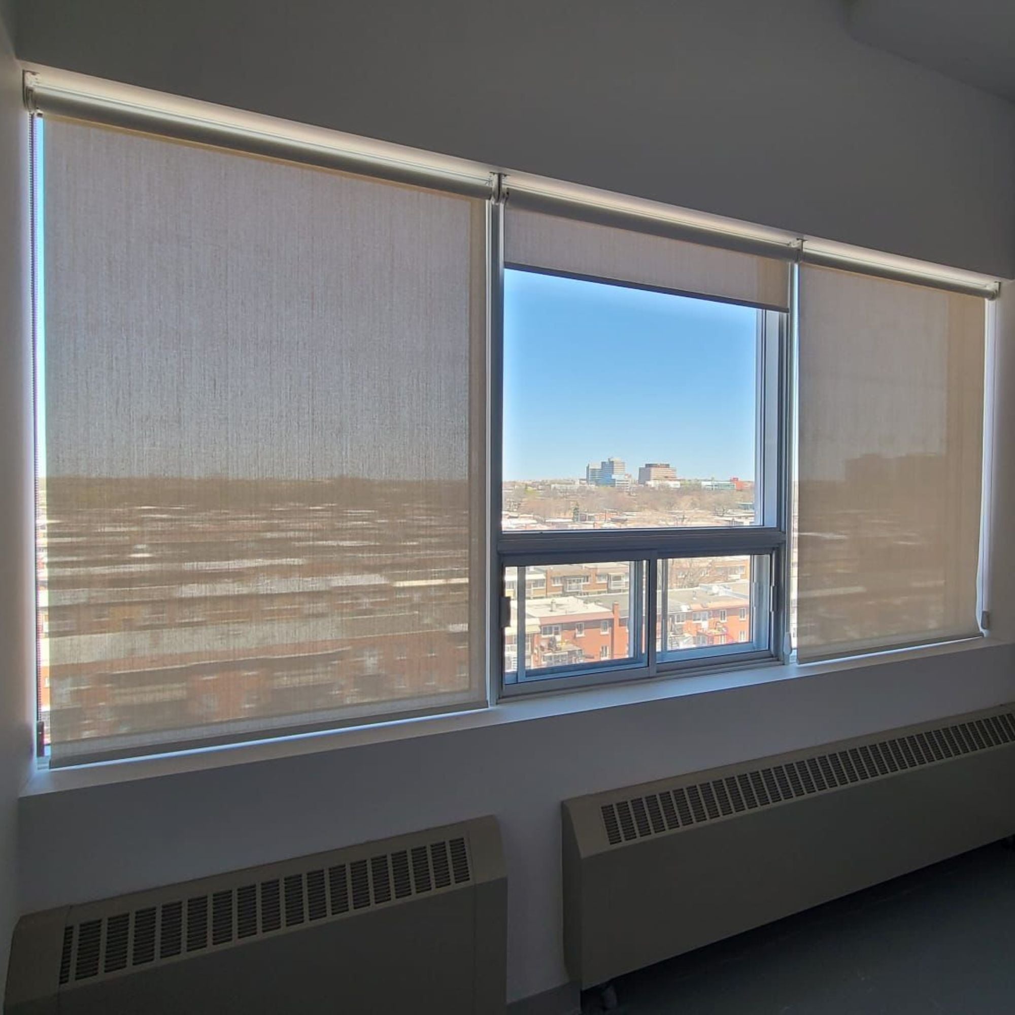 Solar Screens (Sunscreen Blinds)